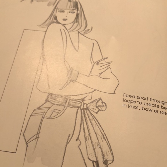 VTG Albert Nipon Elegant Pointed Edge 100% Silk Modern Scarf - Picture 8 of 8